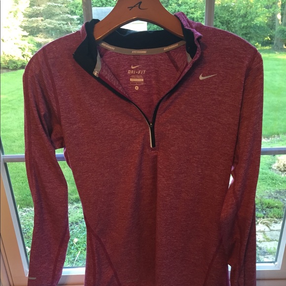 Nike Tops - Nike Dry Fit Running Top
